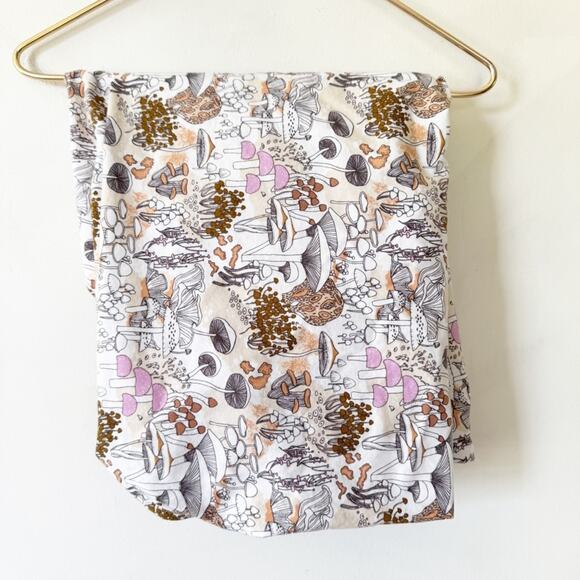 Boho Mushroom print Baby Crib Sheet Handmade - Picture 1 of 5